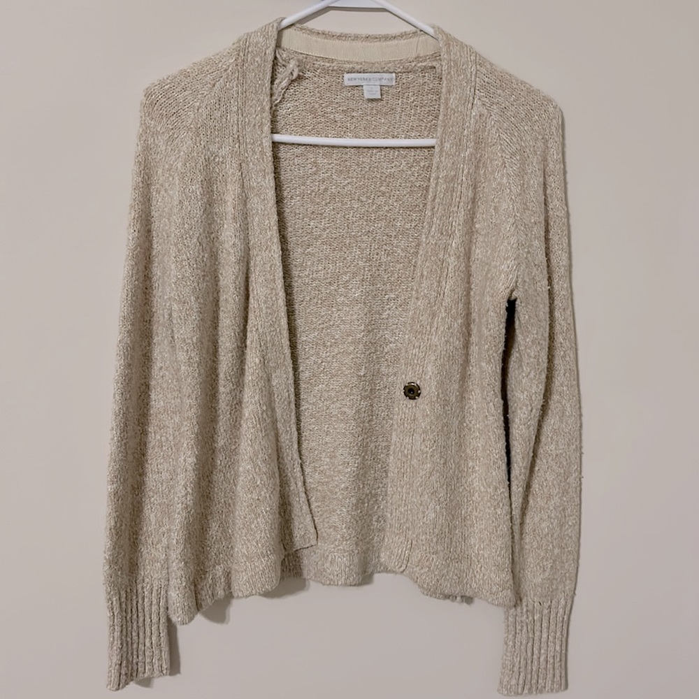 New York & Co Cardigan Sweater in Small